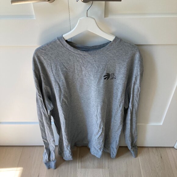 October's Very Own (Toronto Raptors collaboration) grey sweater size M - Picture 1 of 5